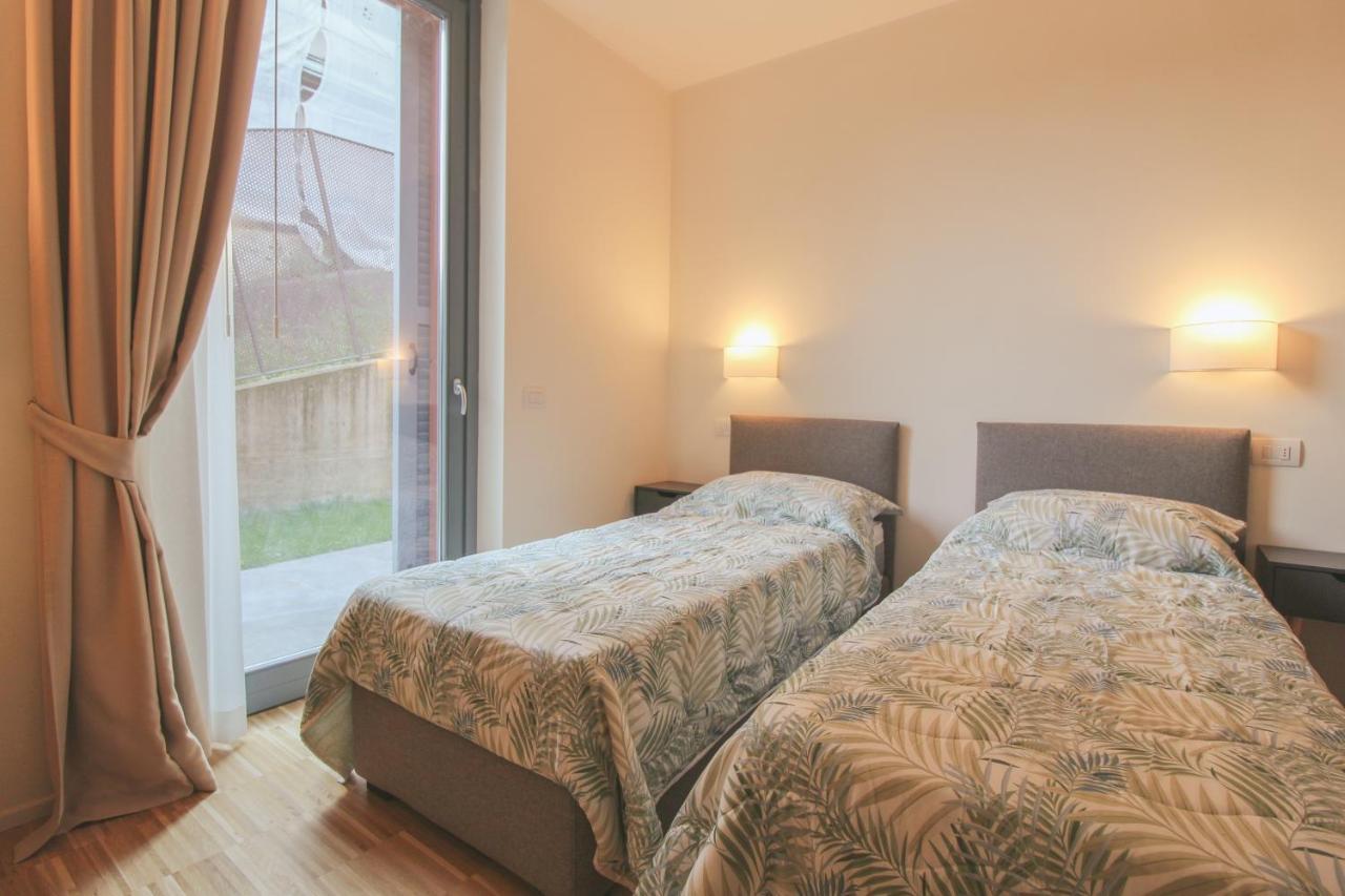 Residenza I Melograni - Suite Domaso Luaran gambar